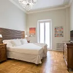 Av Domus Propaganda Apartamento