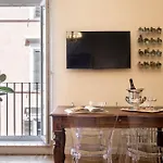 Av Domus Propaganda Apartamento